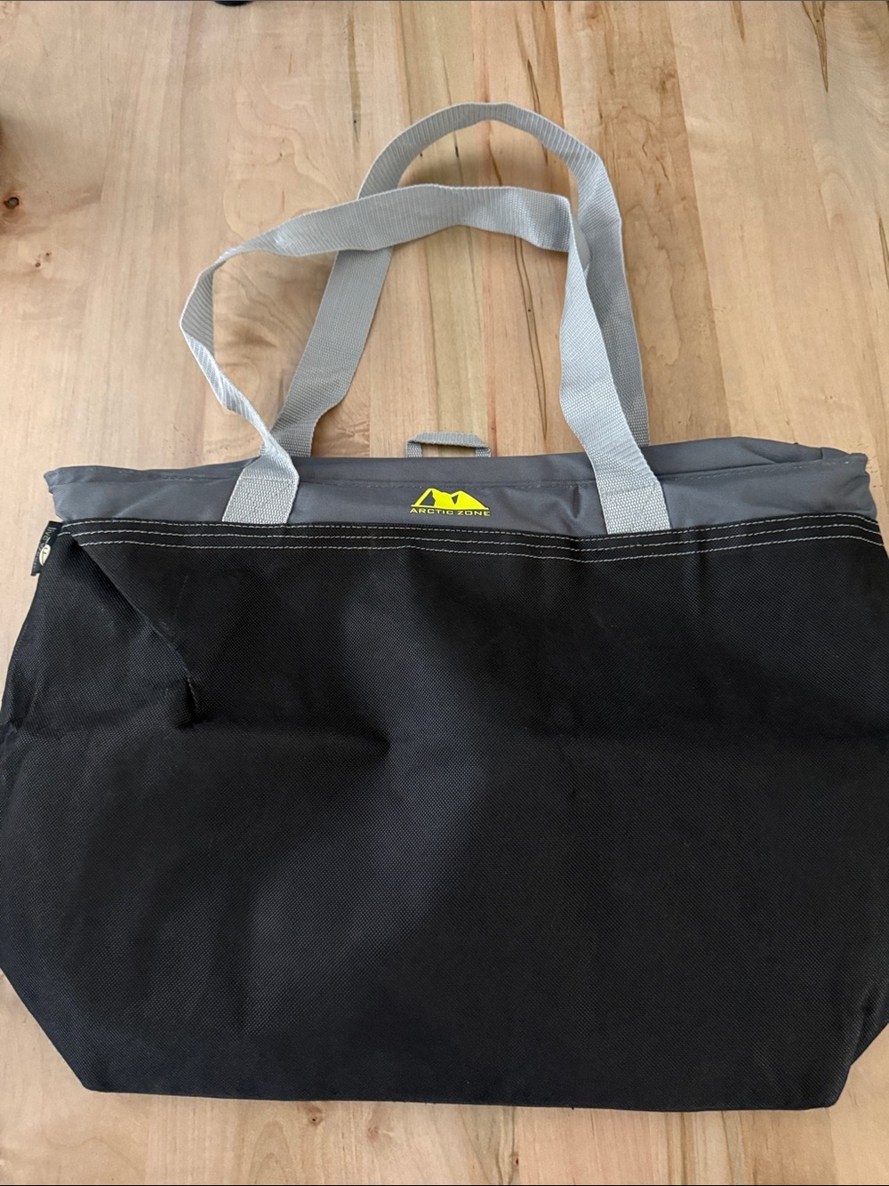 Arctic Zone Black & Gray Insulated Tote Bag